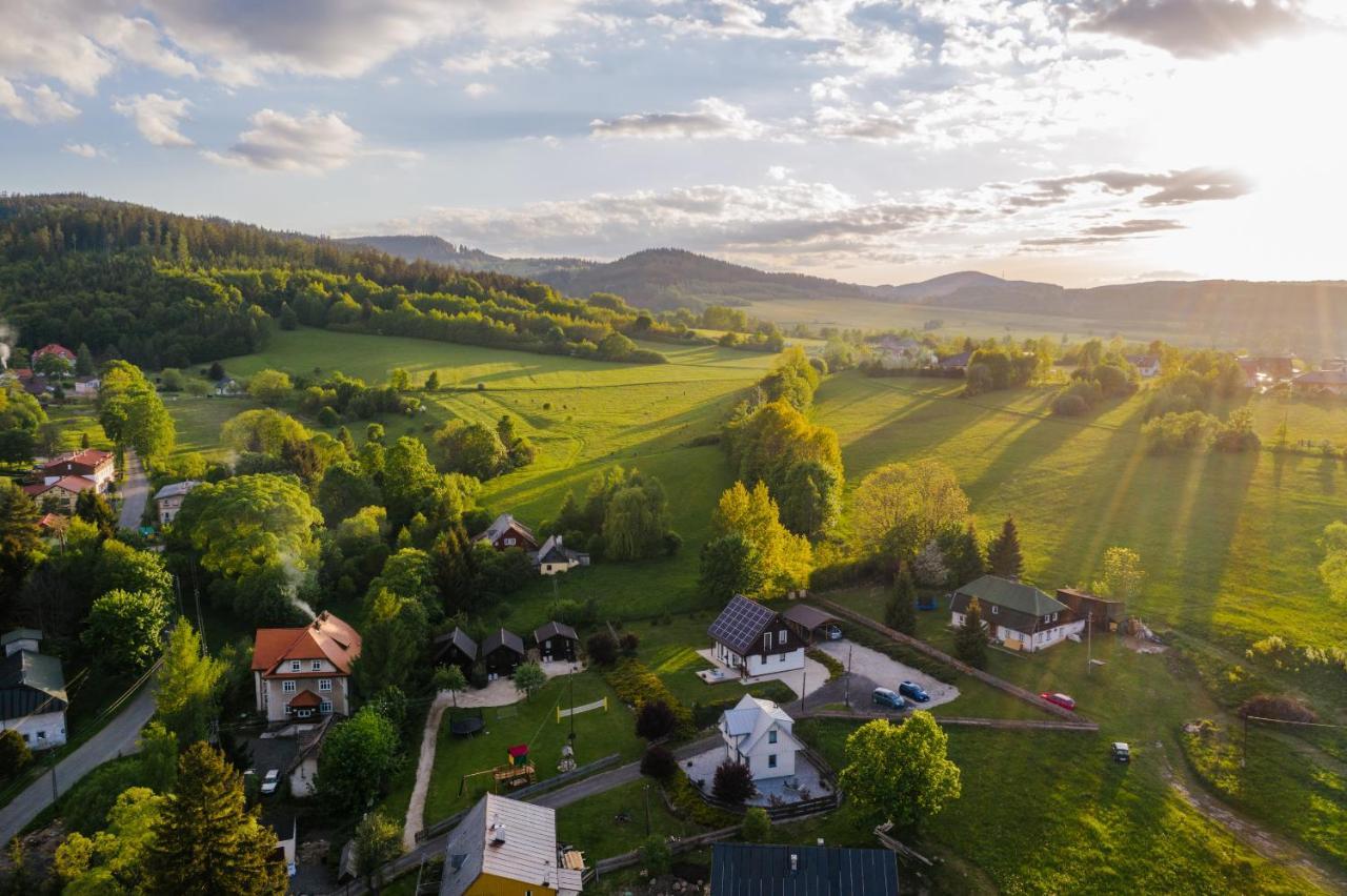 Domek Skowronek Szczytna Exterior foto